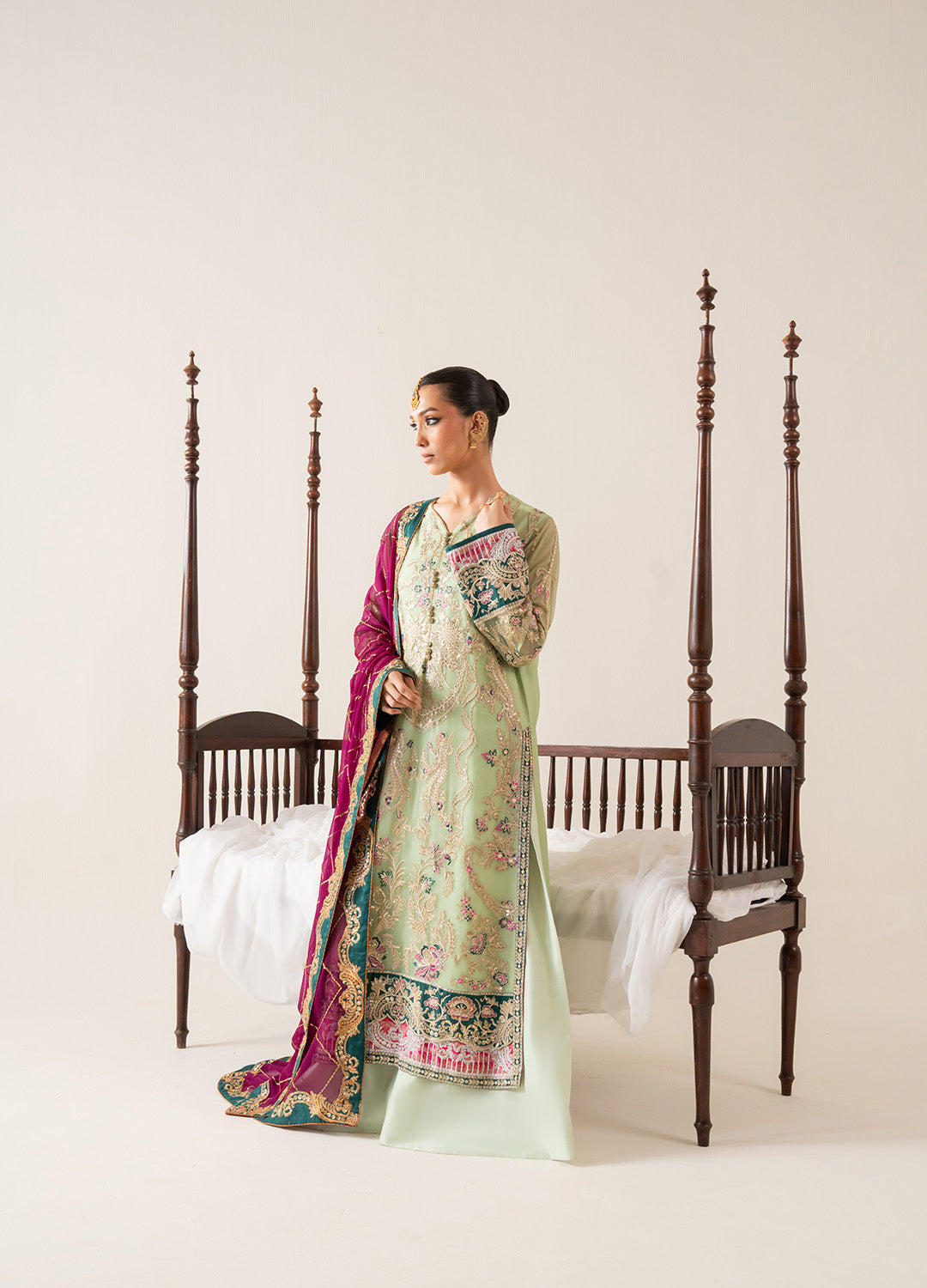 Embroidered Chiffon COSETTE