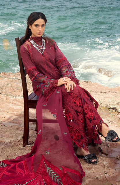 Iqra Aziz in Mahiymaan - 02