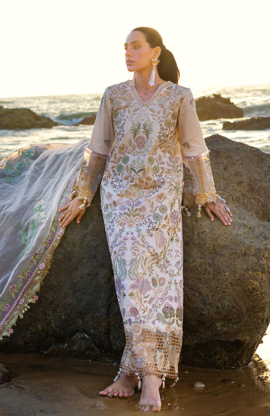 Iqra Aziz in Mahiymaan - 03