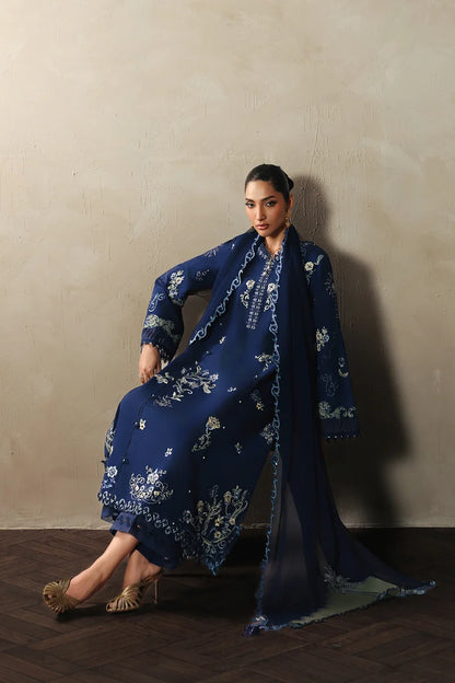 Qalamkar Luxury Pret - 04