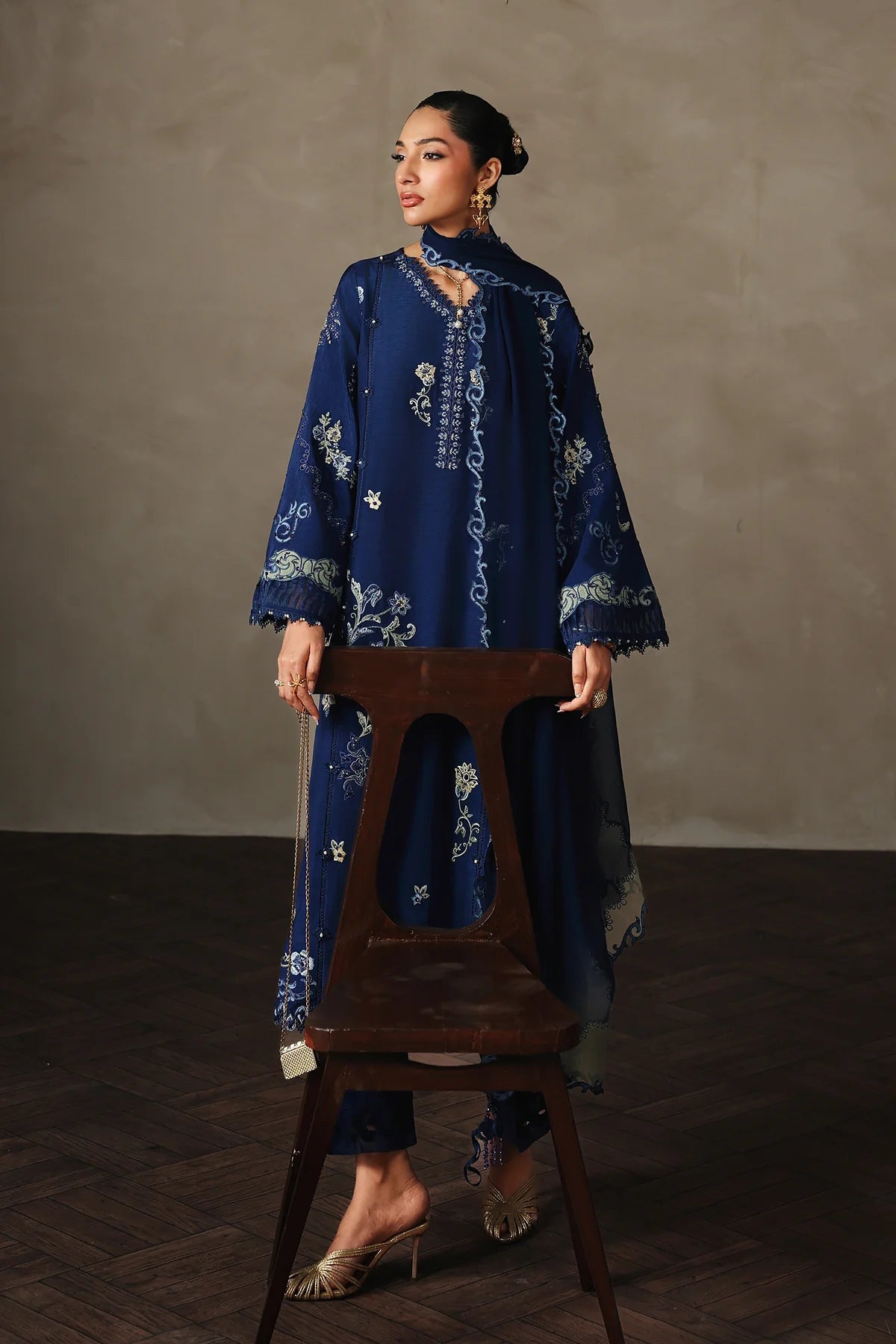 Qalamkar Luxury Pret - 04
